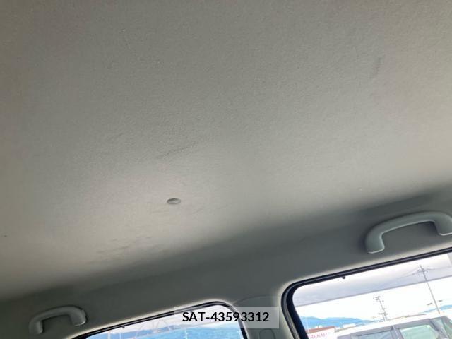 Suzuki X BEE 2017-12 8883088-23