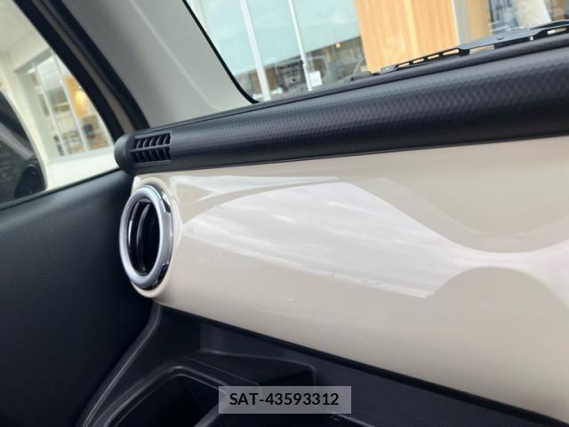 Suzuki X BEE 2017-12 8883088-24