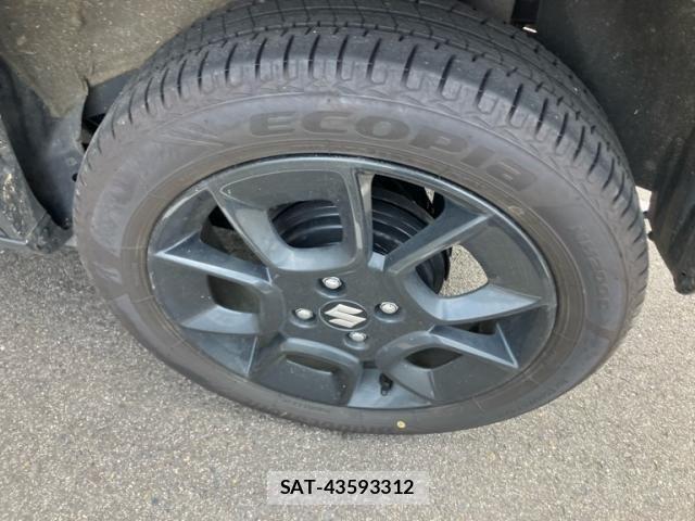 Suzuki X BEE 2017-12 8883088-6