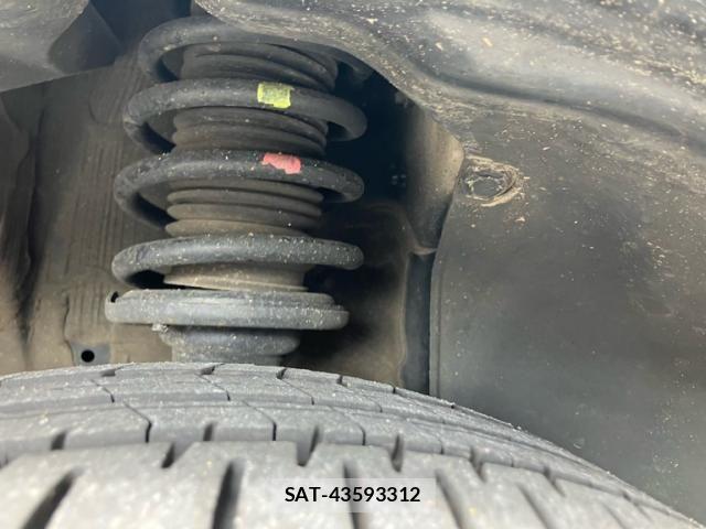 Suzuki X BEE 2017-12 8883088-8