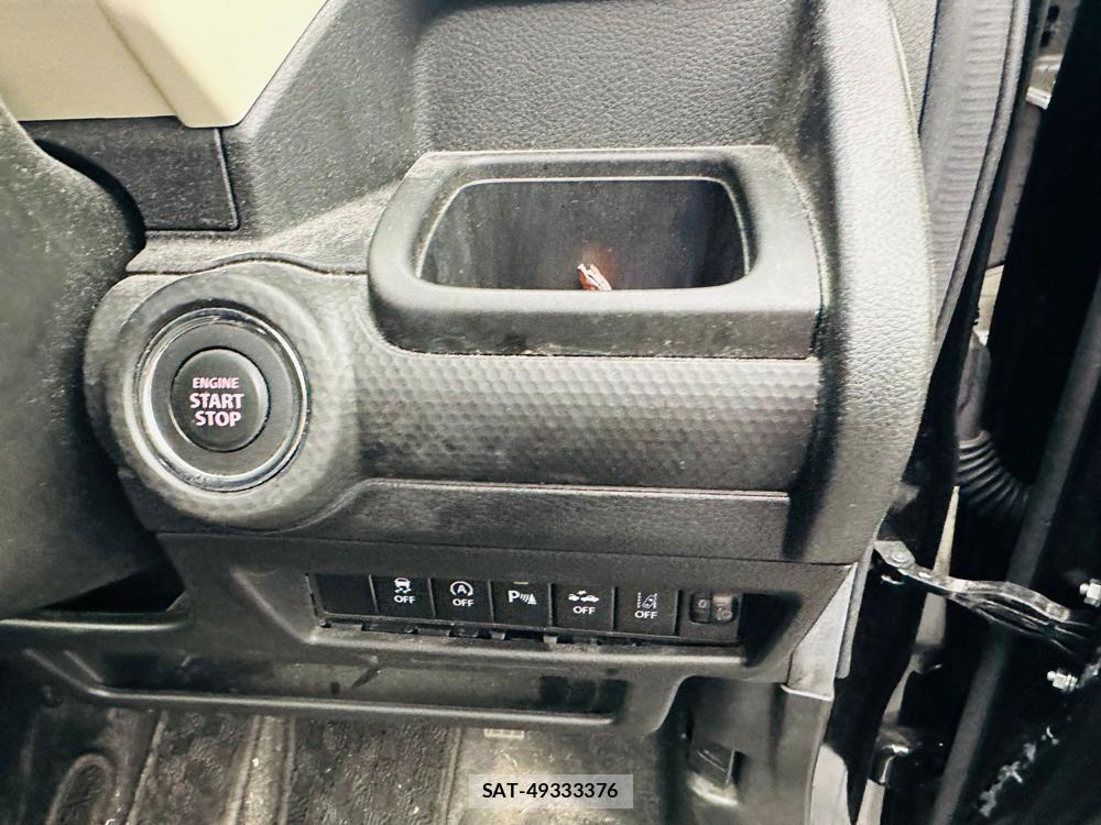 Suzuki X BEE 2023 3038033-16