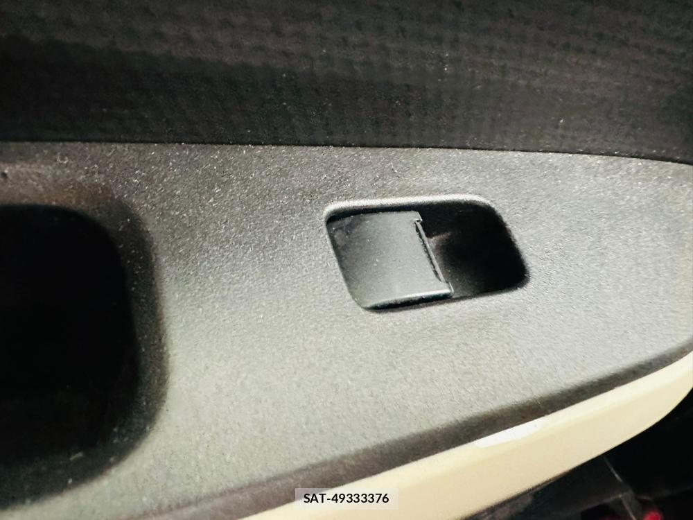 Suzuki X BEE 2023 3038033-23