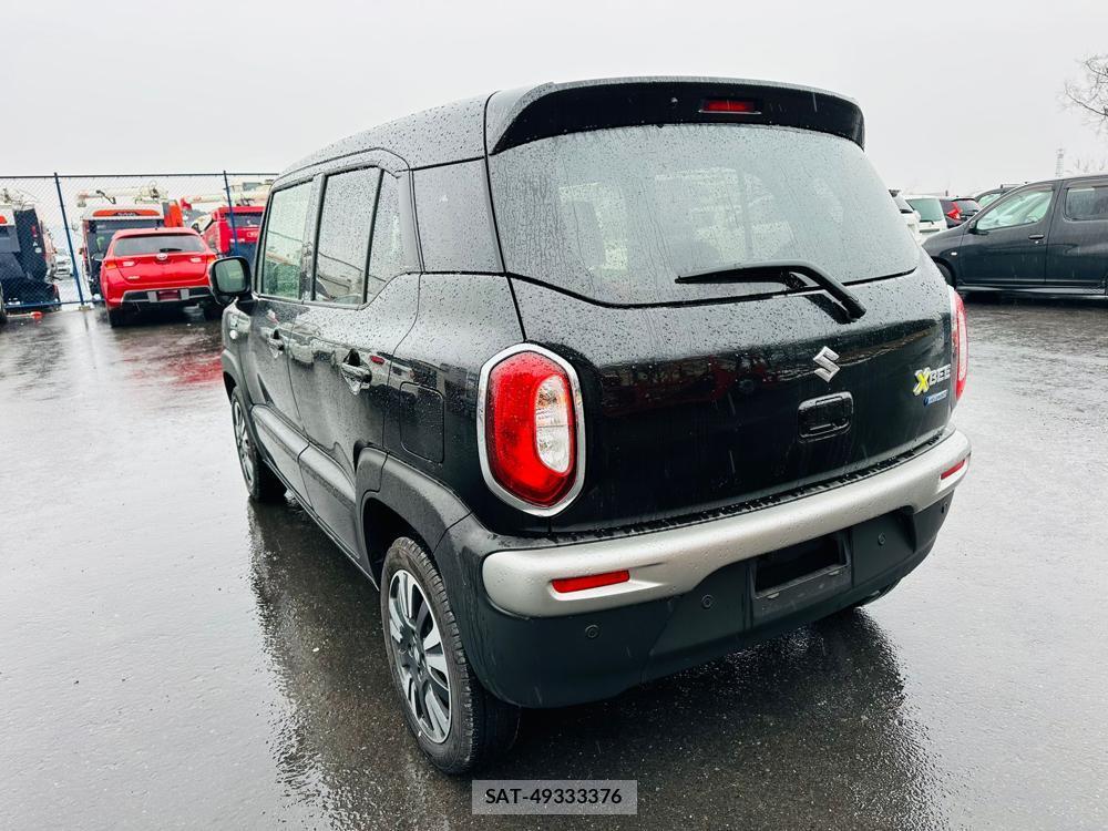 Suzuki X BEE 2023 3038033-2