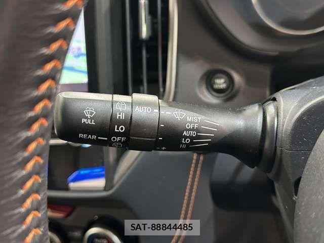 Subaru XV 2017-11 1830573-12