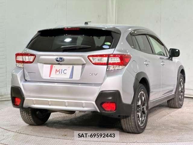Subaru XV 2017-05 4425340-7