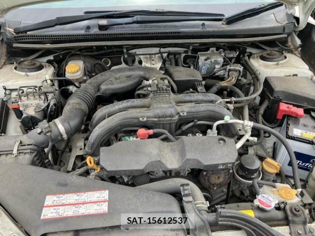 Subaru XV 2015-01 7459110-16