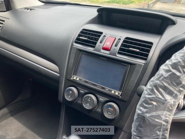 Subaru XV 2013-06 7459109-10