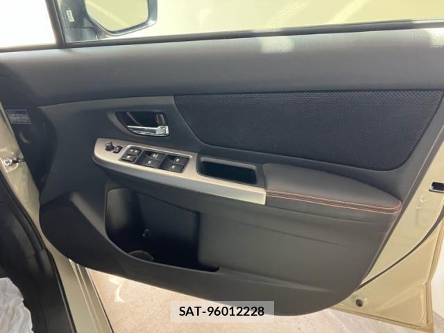 Subaru XV 2015-11 7459108-14