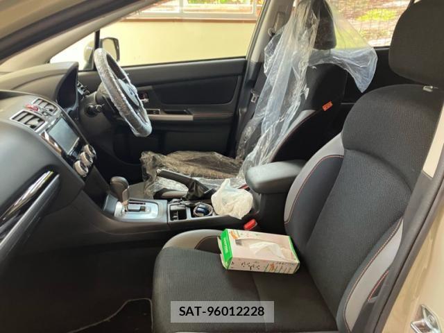 Subaru XV 2015-11 7459108-23