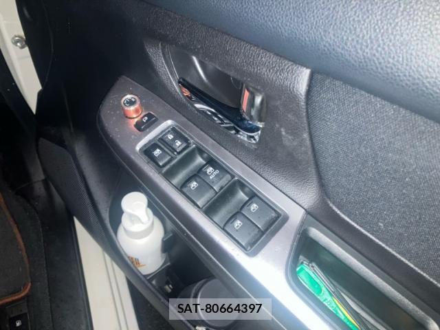 Subaru XV 2015-08 8076268-10