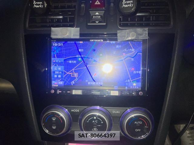 Subaru XV 2015-08 8076268-13