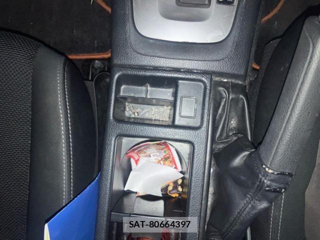 Subaru XV 2015-08 8076268-16