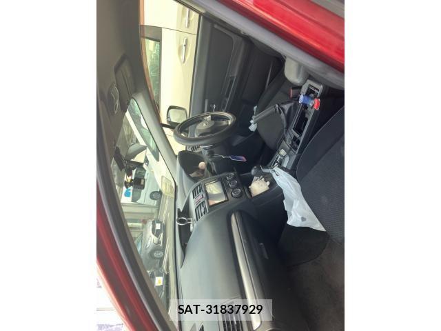Subaru XV 2013-09 8102952-19