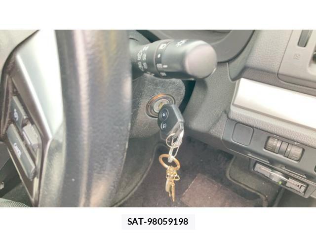 Subaru XV 2013-07 8318308-10