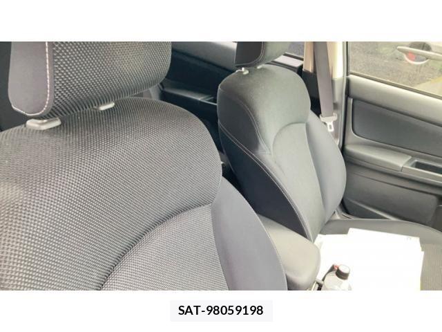 Subaru XV 2013-07 8318308-14