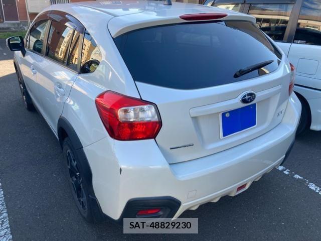 Subaru XV 2013-06 8372425-1