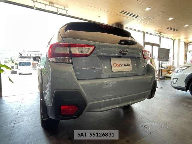 Subaru XV 2017-09 8416057-12