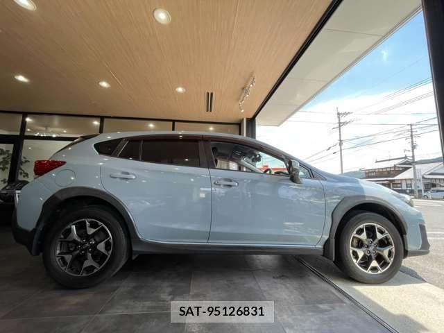 Subaru XV 2017-09 8416057-16