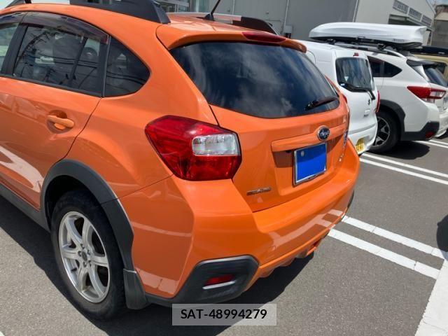 Subaru XV 2013-07 8528442-3