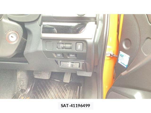 Subaru XV 2016-05 8667212-9