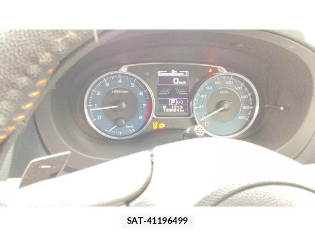 Subaru XV 2016-05 8667212-13