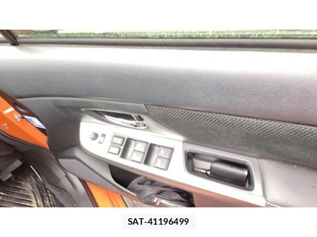 Subaru XV 2016-05 8667212-7