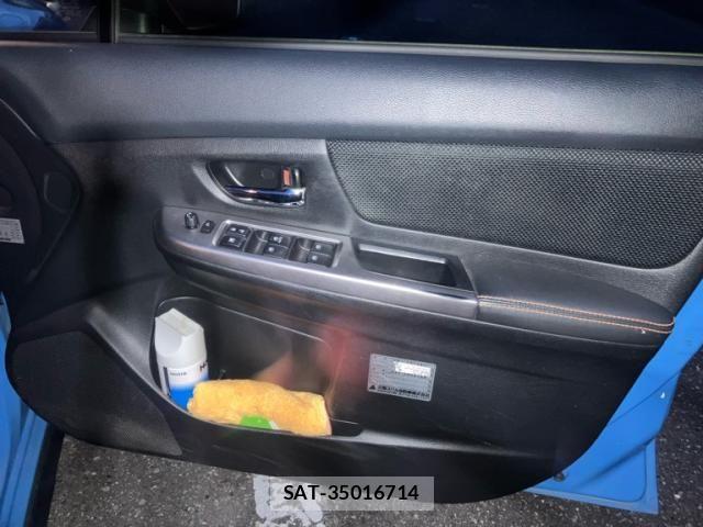 Subaru XV 2016-07 8662633-10