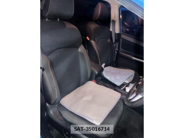 Subaru XV 2016-07 8662633-11