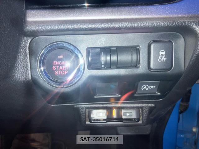 Subaru XV 2016-07 8662633-16