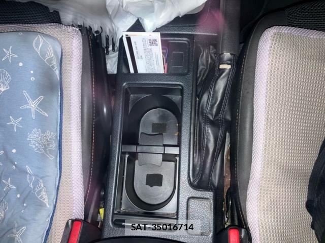 Subaru XV 2016-07 8662633-18