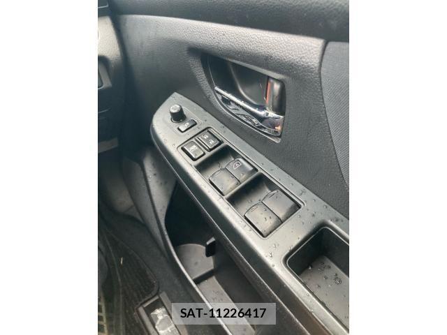 Subaru XV 2013-02 8782762-11