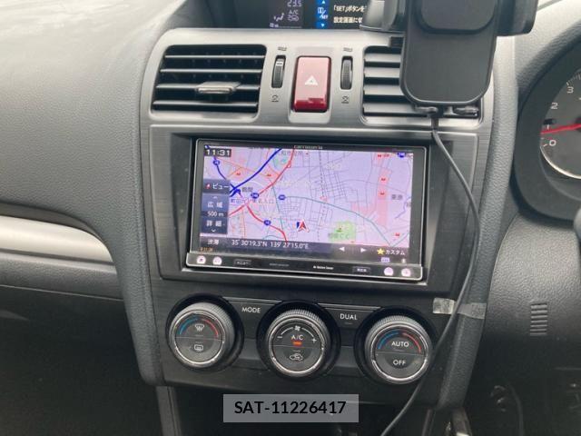 Subaru XV 2013-02 8782762-17