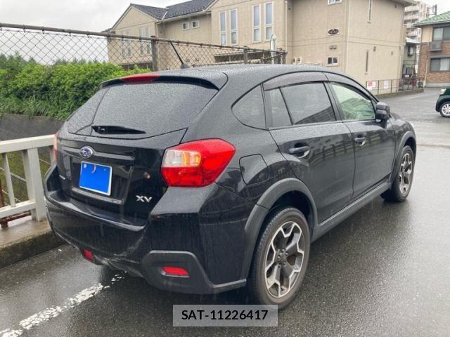 Subaru XV 2013-02 8782762-6