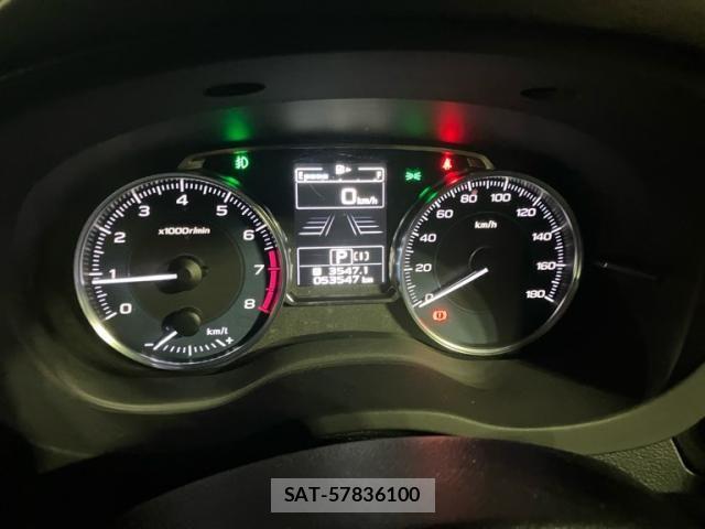 Subaru XV 2016-07 8883134-21