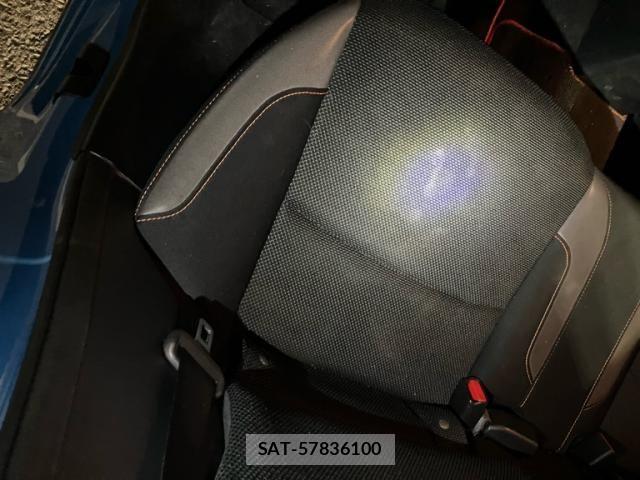 Subaru XV 2016-07 8883134-28
