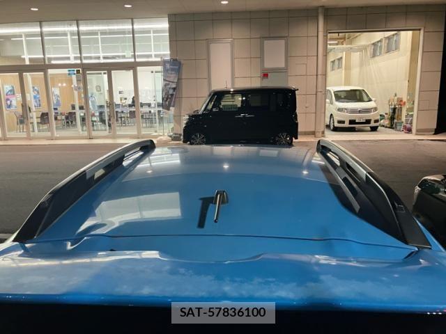 Subaru XV 2016-07 8883134-5