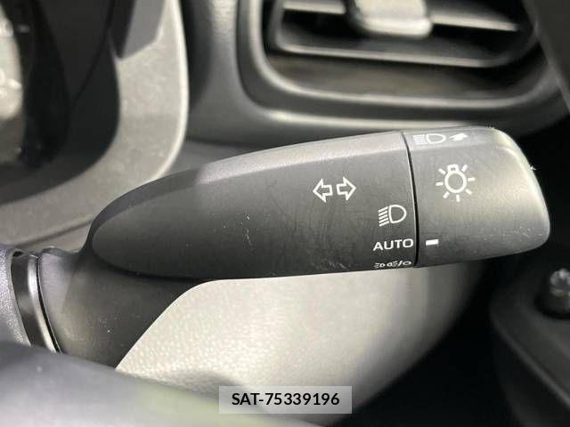 Toyota YARIS 2023-04 629261-7