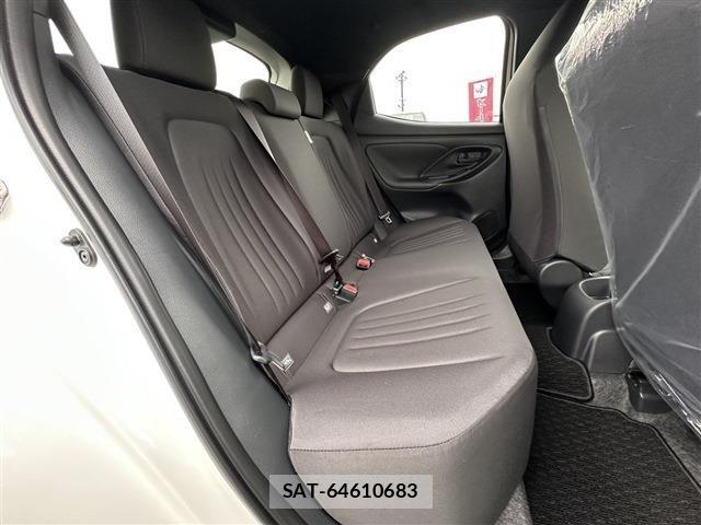 Toyota YARIS 2024-09 873621-14