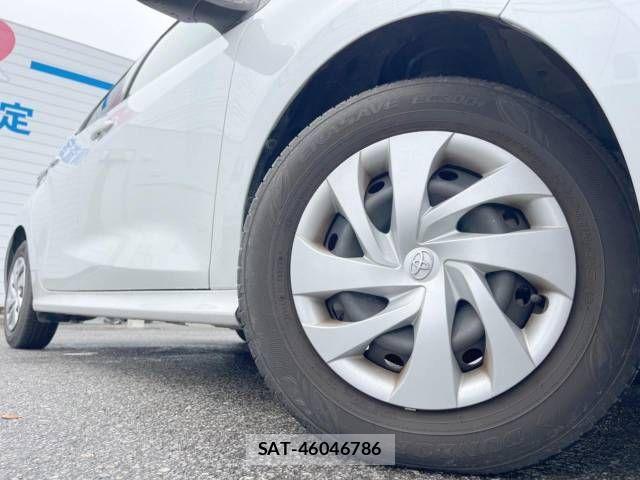 Toyota YARIS 2023-07 878672-13