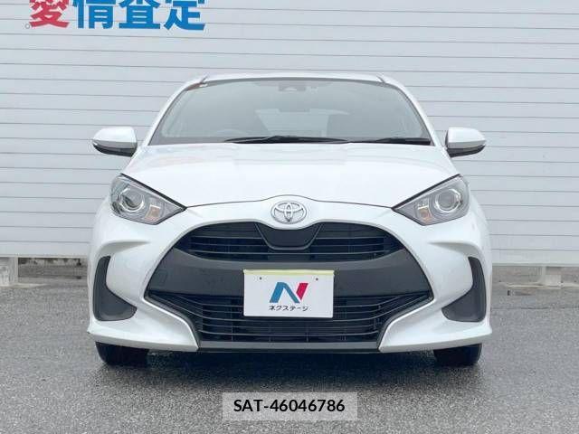 Toyota YARIS 2023-07 878672-14