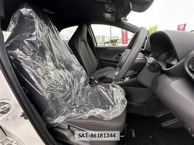 Toyota YARIS 2024-09 1055335-11