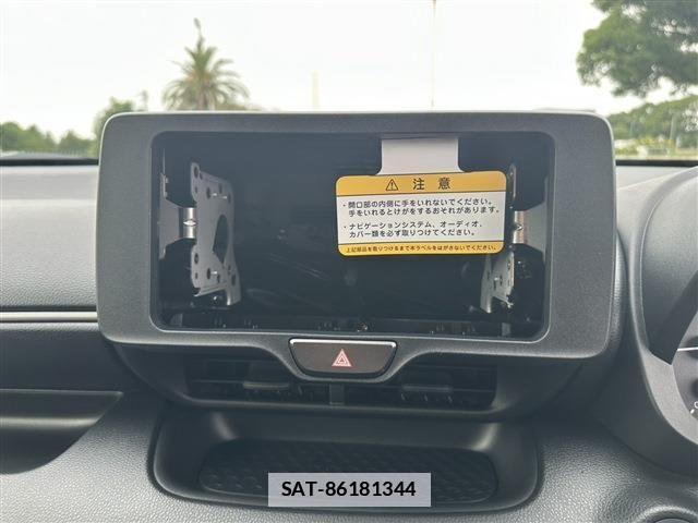 Toyota YARIS 2024-09 1055335-4
