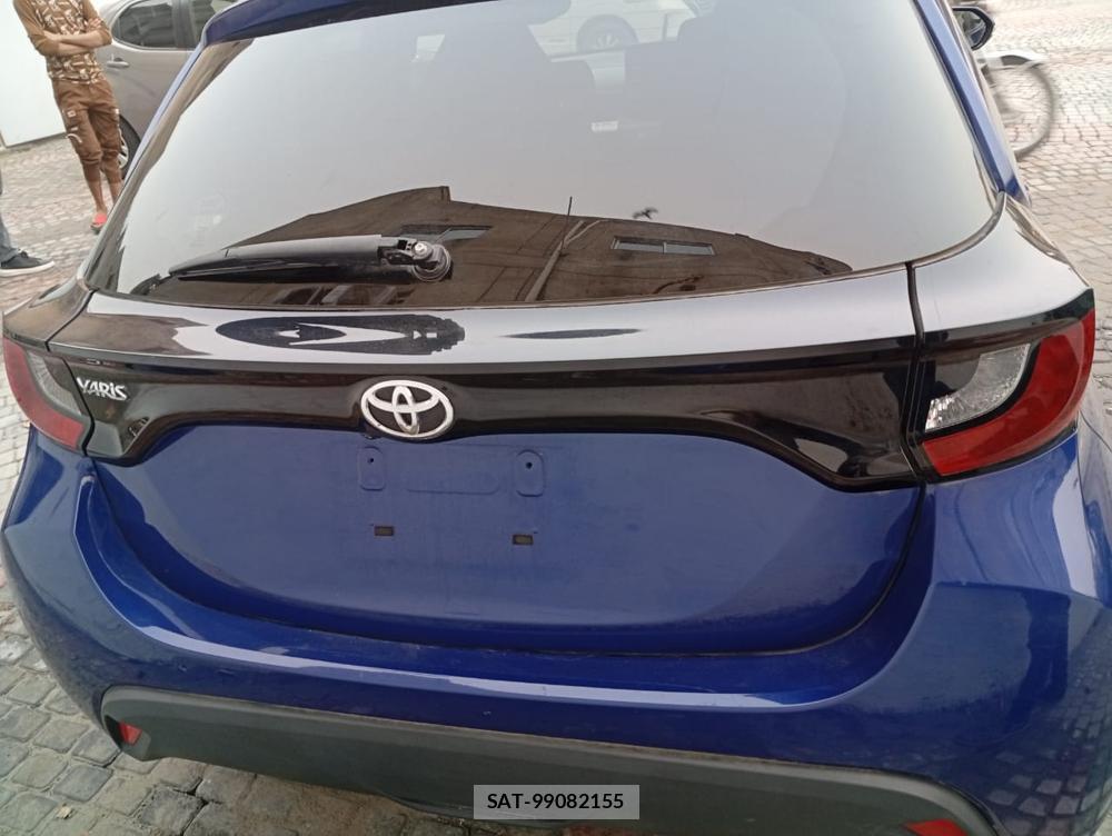 Toyota YARIS 2022-04 869235-3