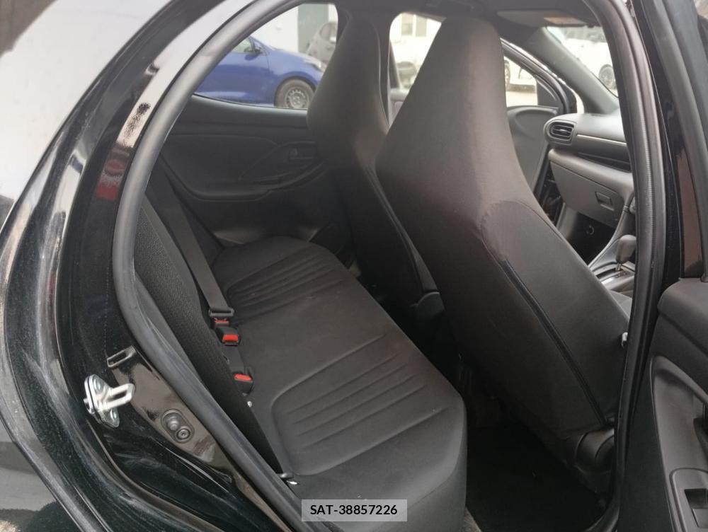Toyota YARIS 2022-04 3545601-6