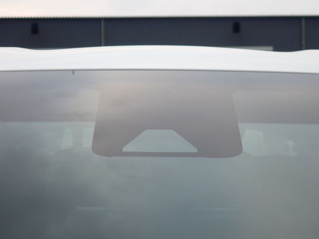 Toyota YARIS 2022-12 3689042-25