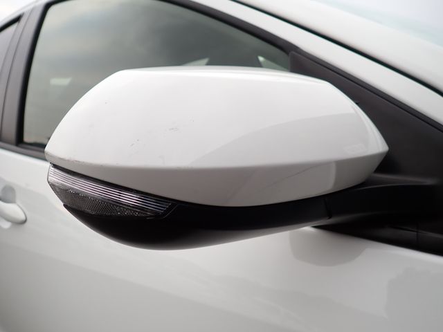 Toyota YARIS 2022-12 3689042-26