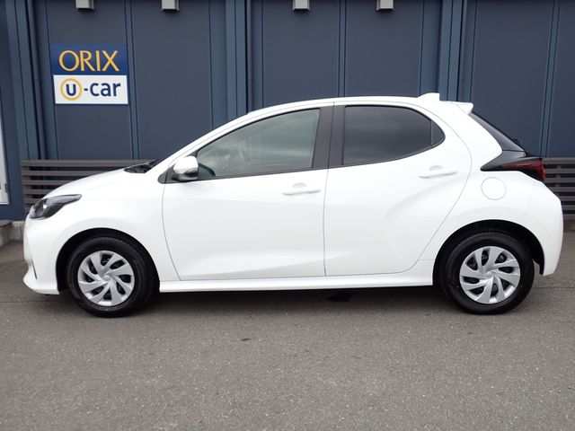 Toyota YARIS 2022-12 3689042-28