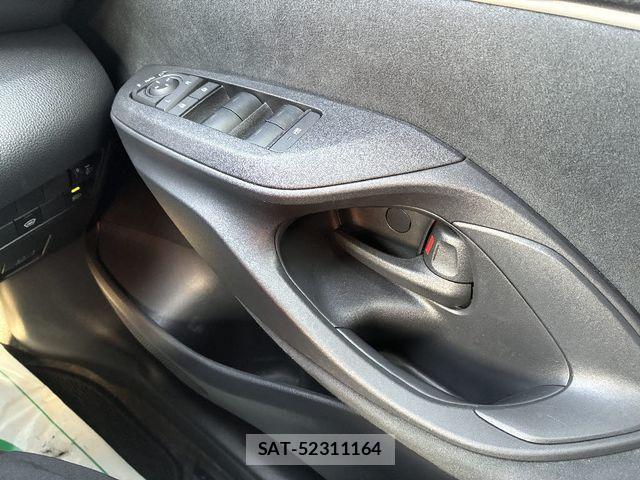 Toyota YARIS 2024-05 4112212-17