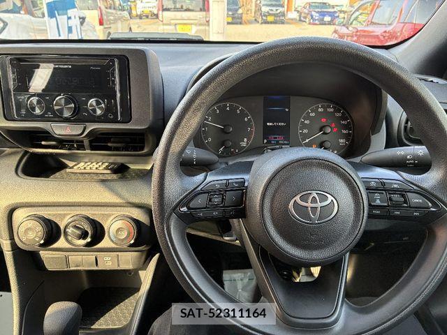 Toyota YARIS 2024-05 4112212-7