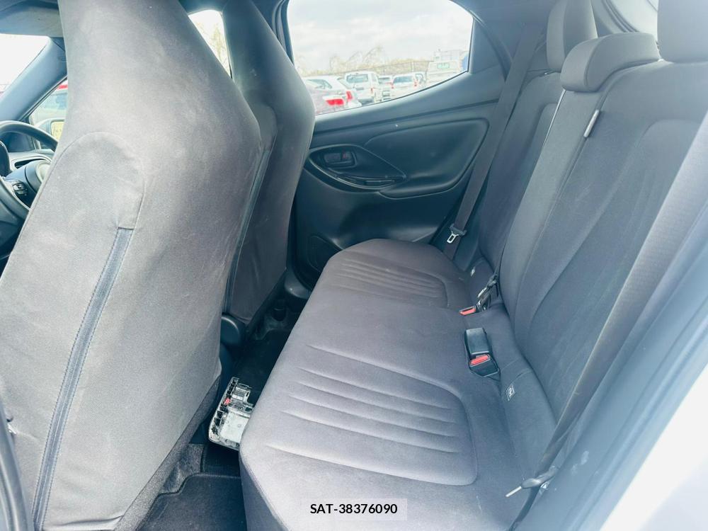 Toyota YARIS 2025 4854305-9